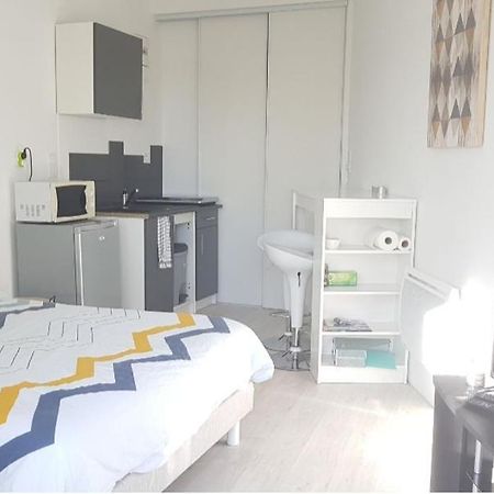 Studio cozy tout confort chez l'habitant Appartamento La Roche-sur-Yon Esterno foto